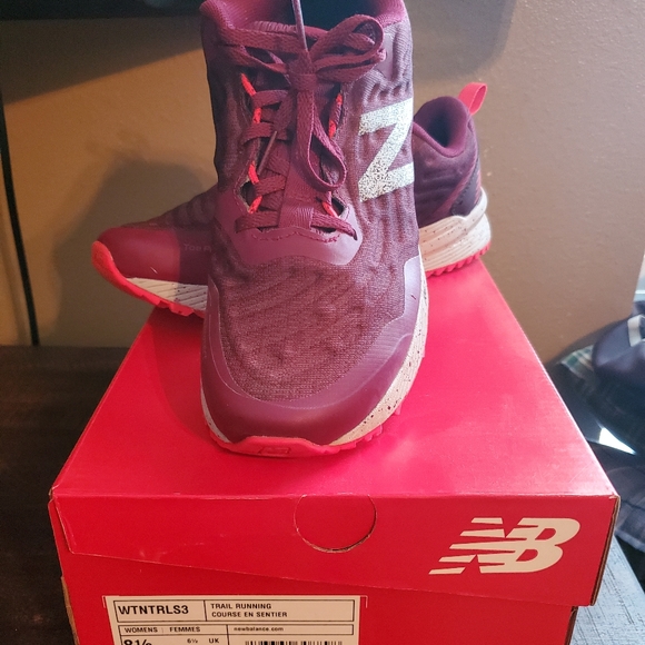 Shoes - New Balance Trail Running shoe